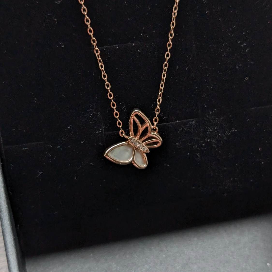 Halsband fjäril silver 925 (VJ117)