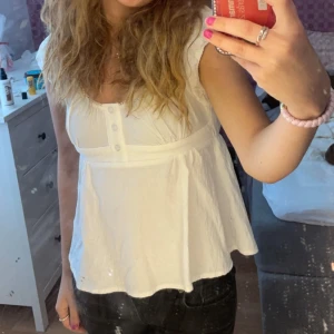 Söt topp - Nästan aldrig använd