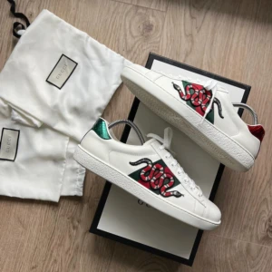 Gucci ace - Sjukt feta gucci skor storlek 43