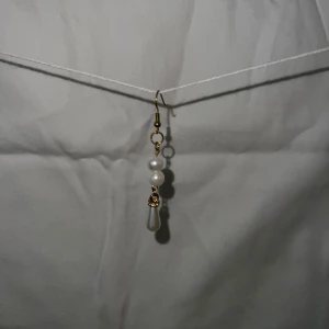 Guld örhänge !! - Finns bara en 🫶