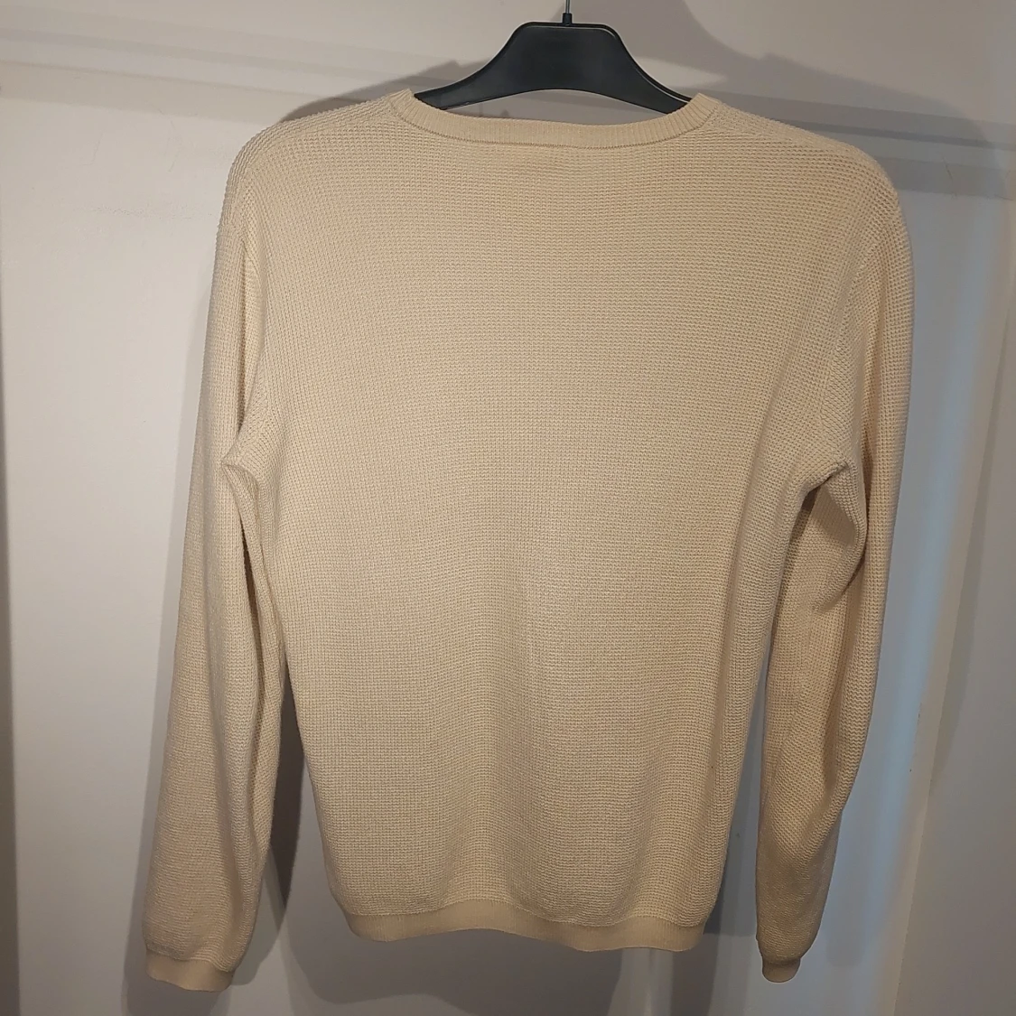 Beige stickad tröja - 90