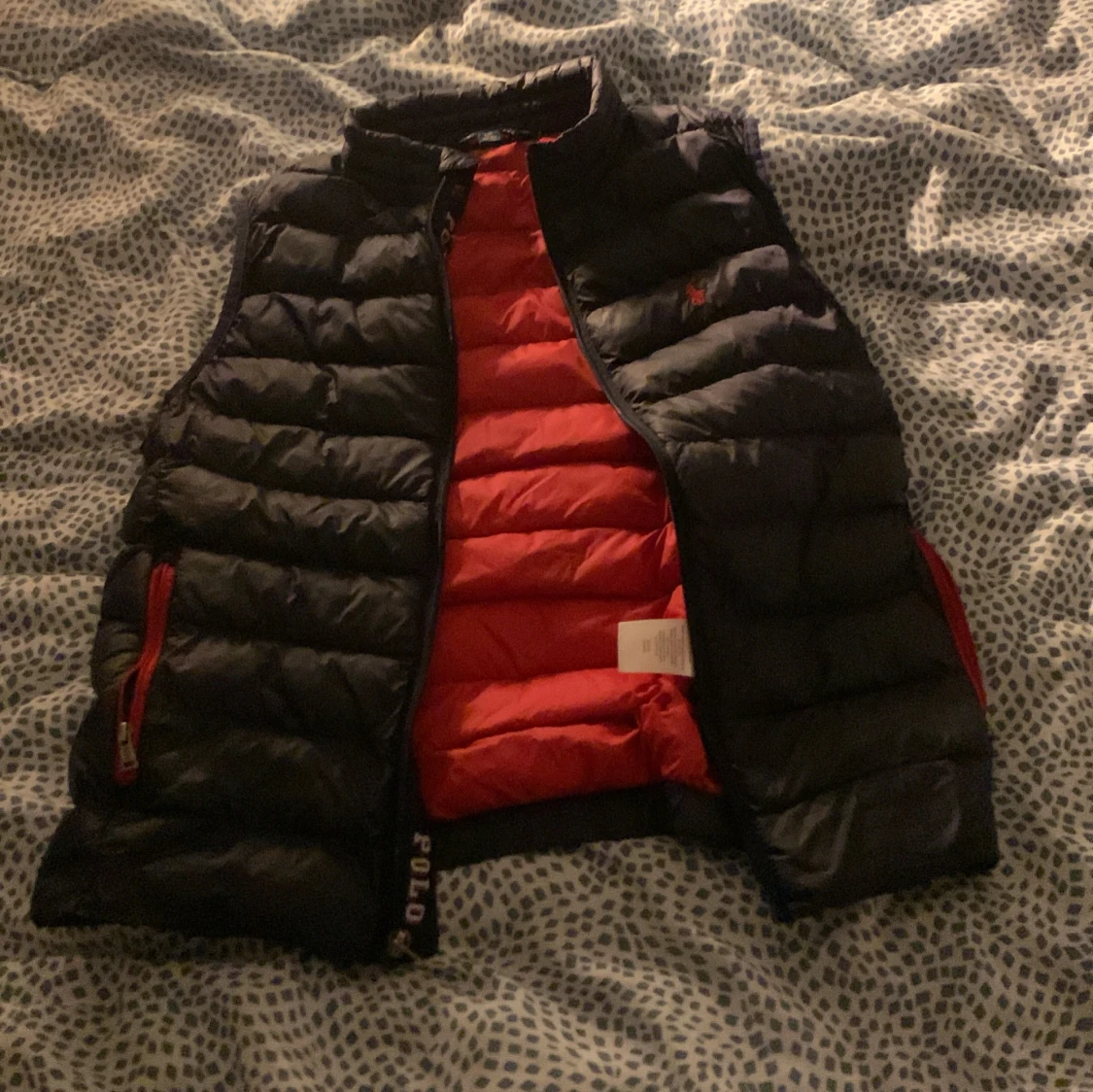 Svart dunväst från Polo RL - 91