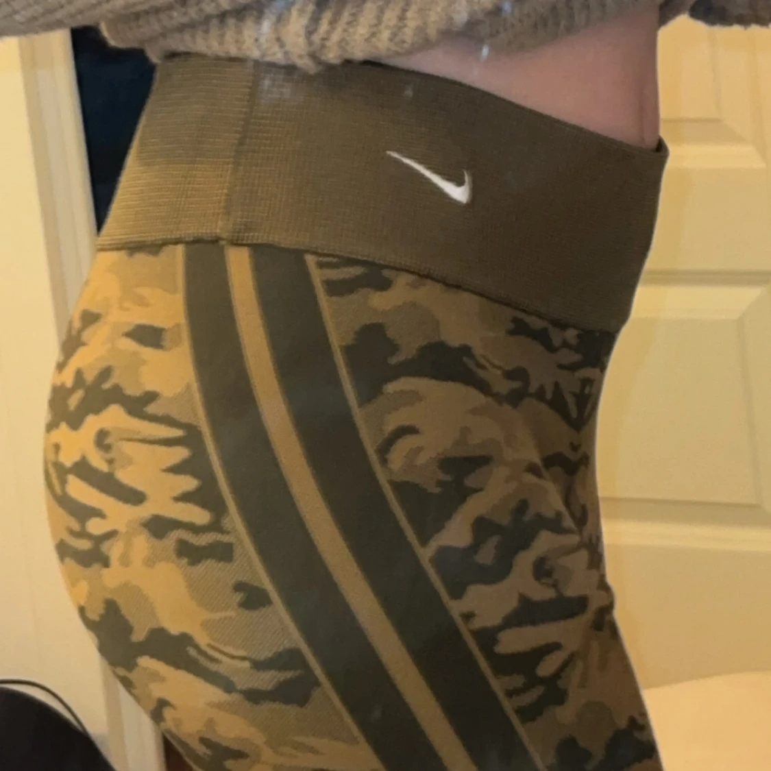 Camouflage leggings från Nike - 1
