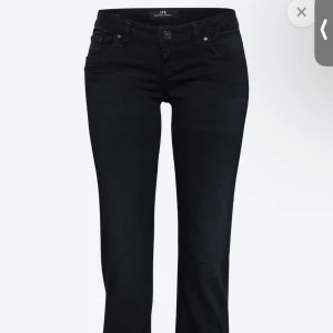 Ltb jeans  - Säljer mina Ltb jeans som ja endast använt 3 gånger. Storlek 26x34 , i färgen nattblå. Precis som ny.