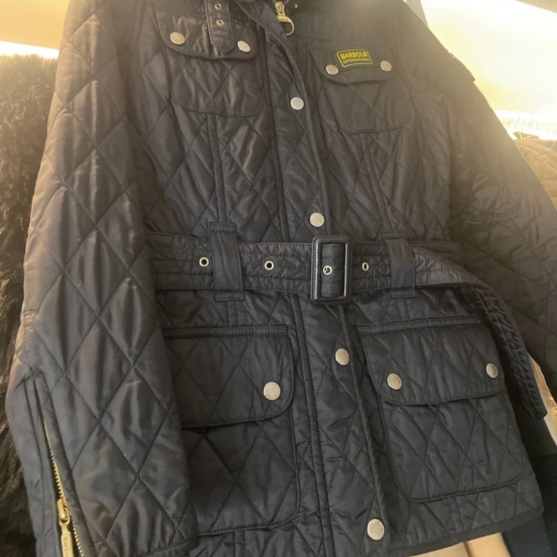 Svart quiltad jacka från Barbour - 90