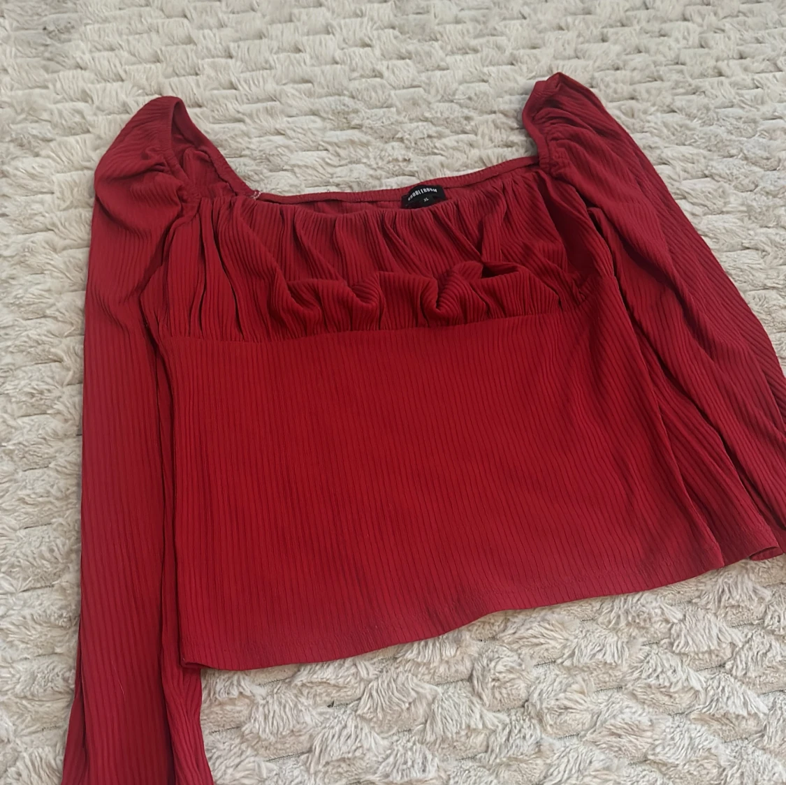 Röd topp från Bubbleroom