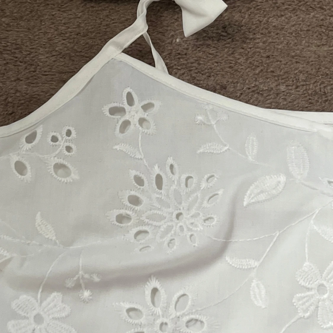 Vit blommig linne - 92