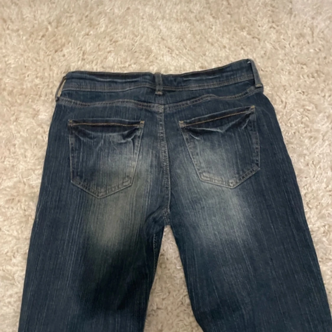 Blå bootcut jeans från h&m - 92