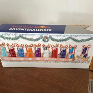 Redbull kalender  - Oöppnad och slutsåld.