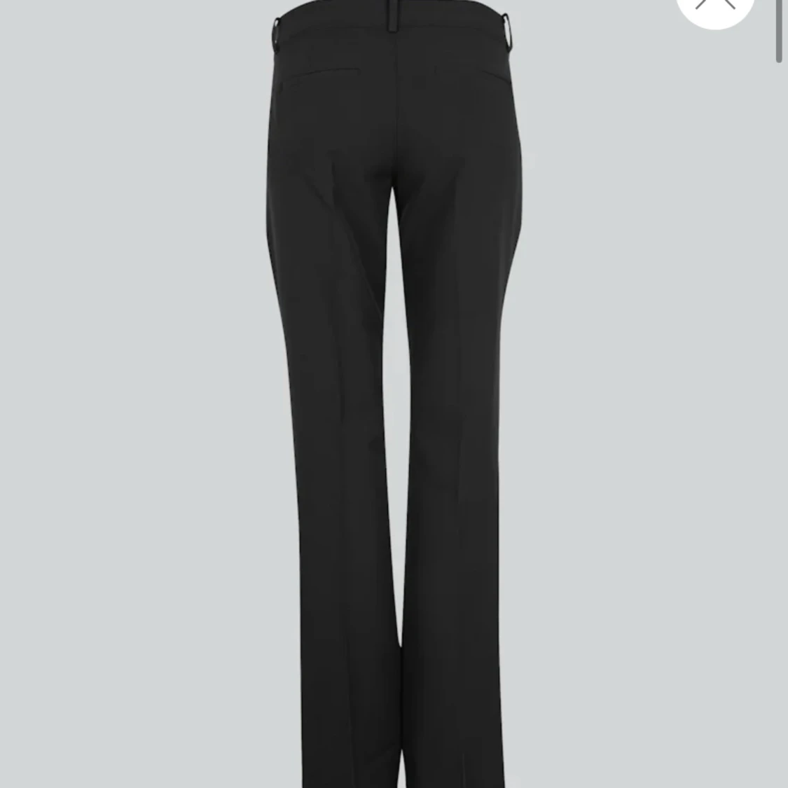 Svarta kostymbyxor från BikBok - 90
