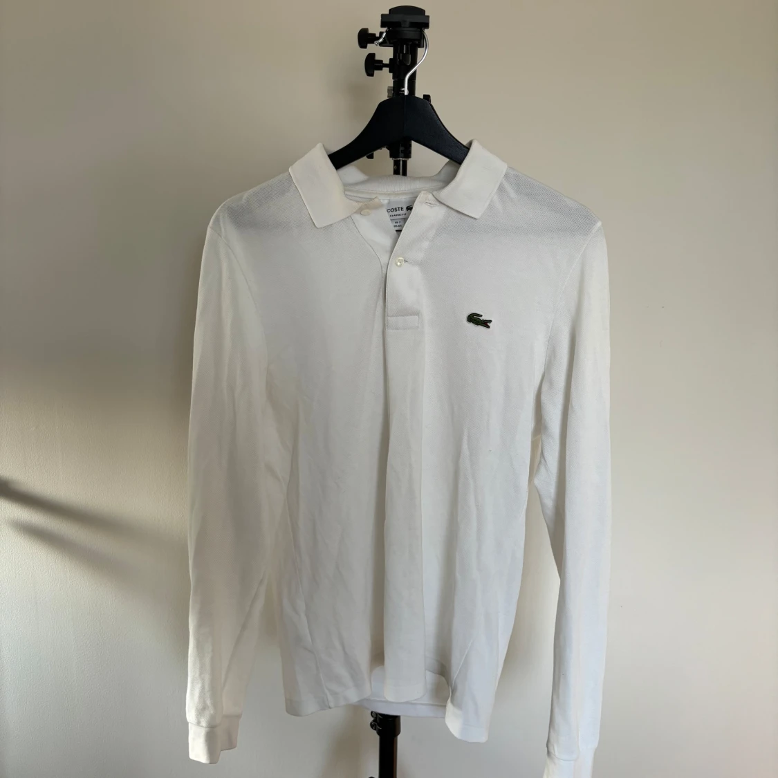 Vit långärmad pikétröja från Lacoste - 92