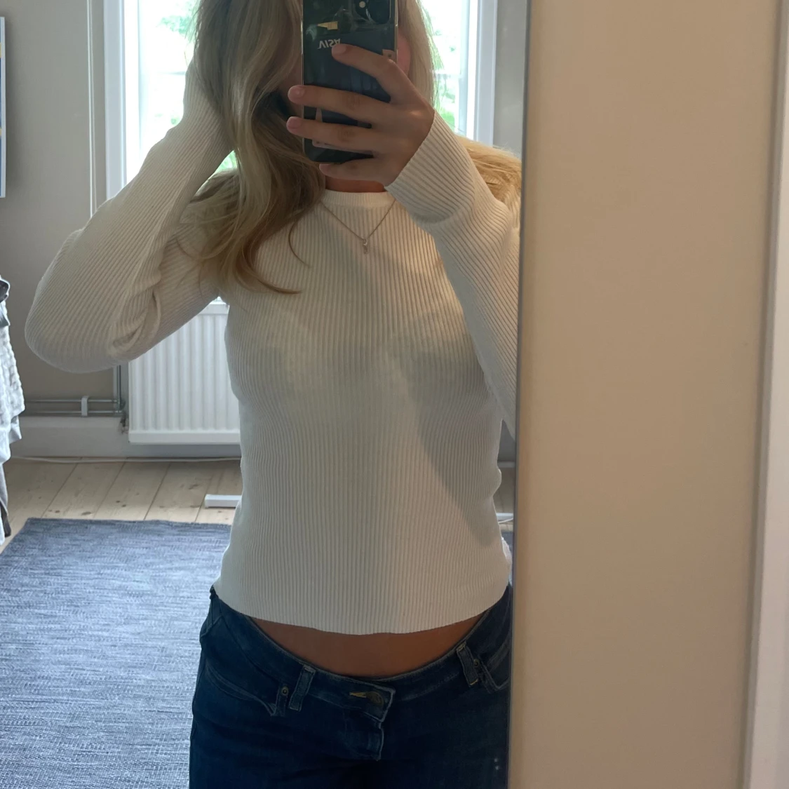 Vit ribbstickad tröja - 90