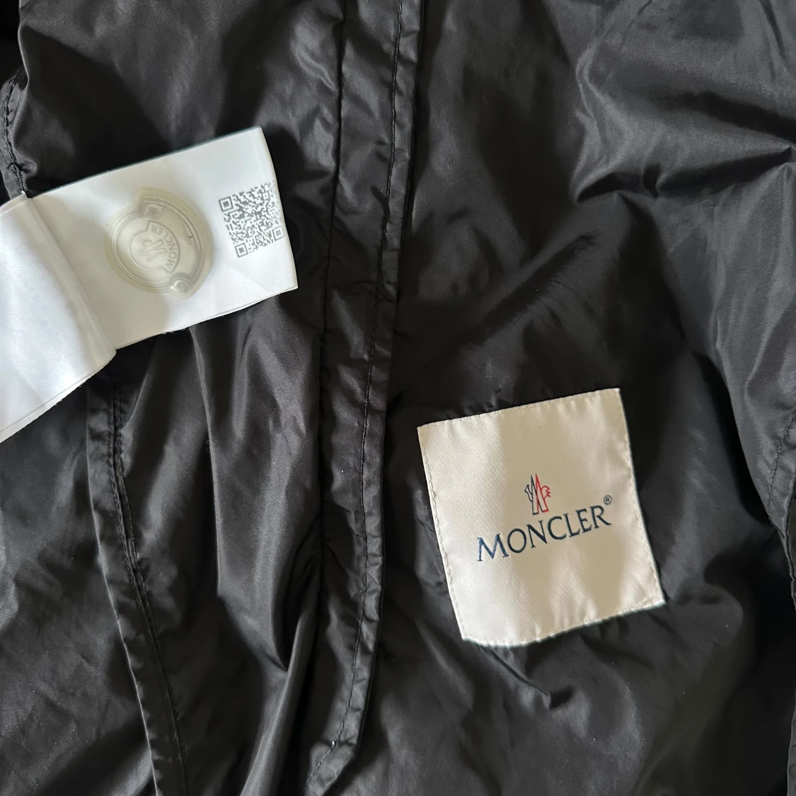 Moncler jacka - 90