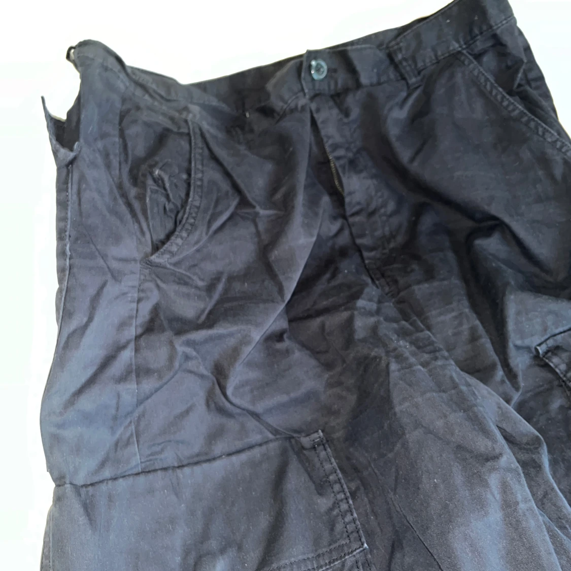 Svarta cargopants  - 90