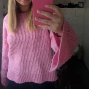 stickad tröja  - superfin stickad tröja perfekt till hösten💘