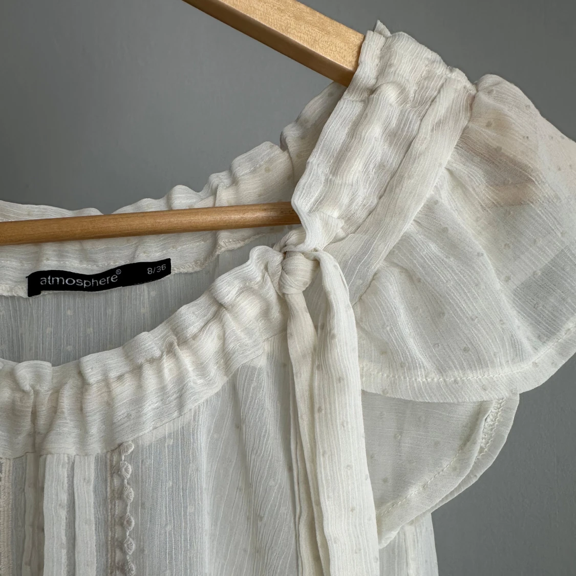 Gullig vit blus - 91