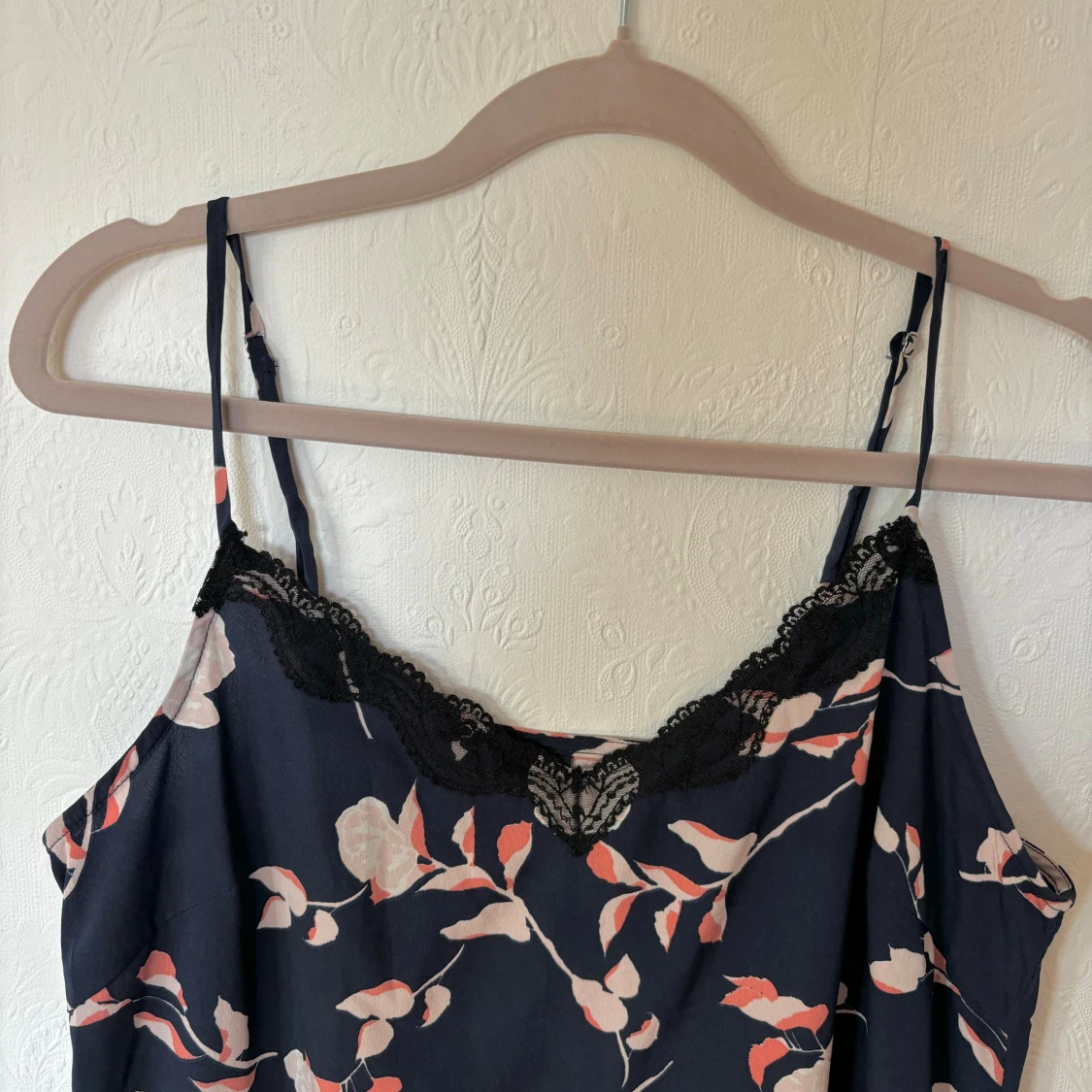 Mönstrad Spetslinne - 91