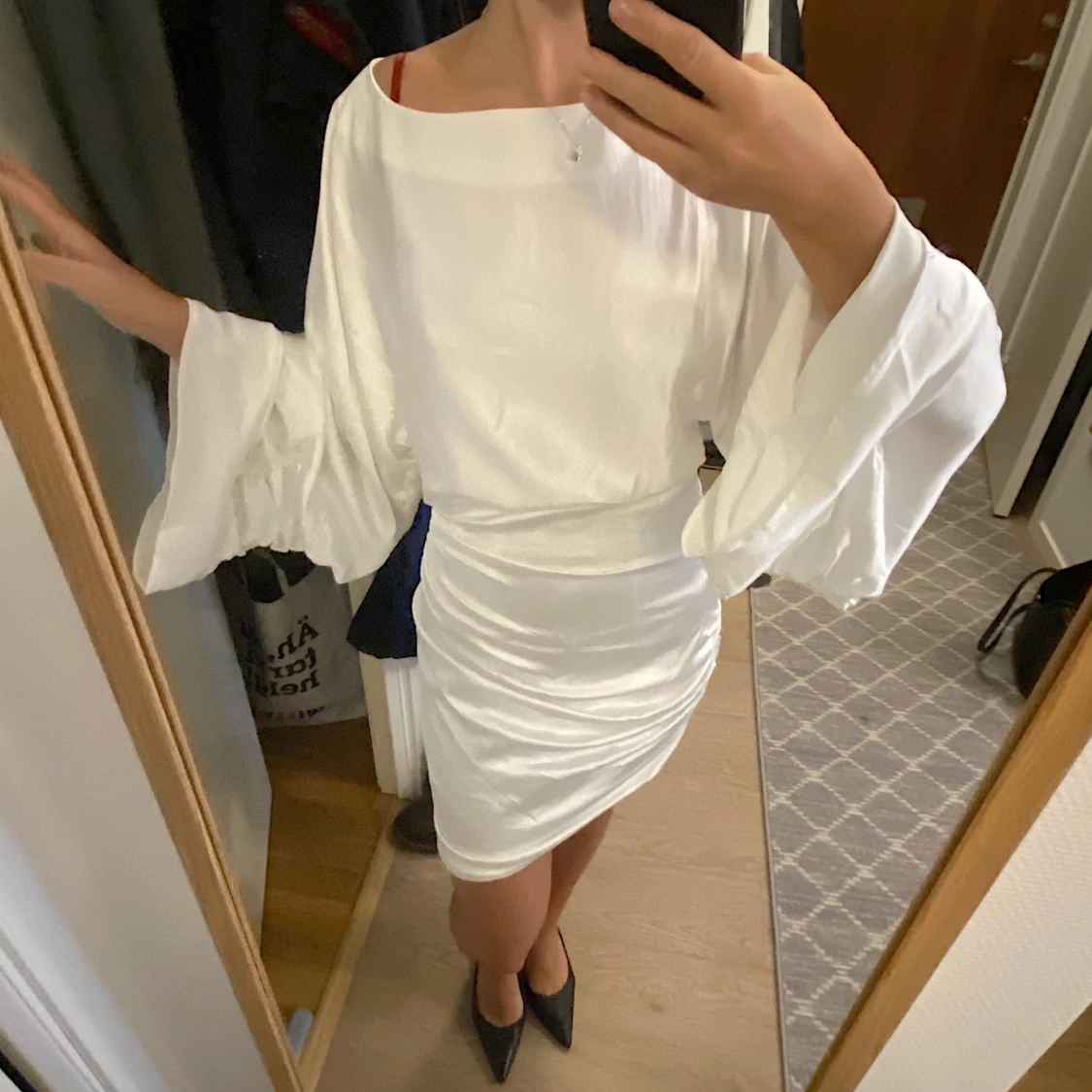 Hanna Schönberg x NA-KD - 90