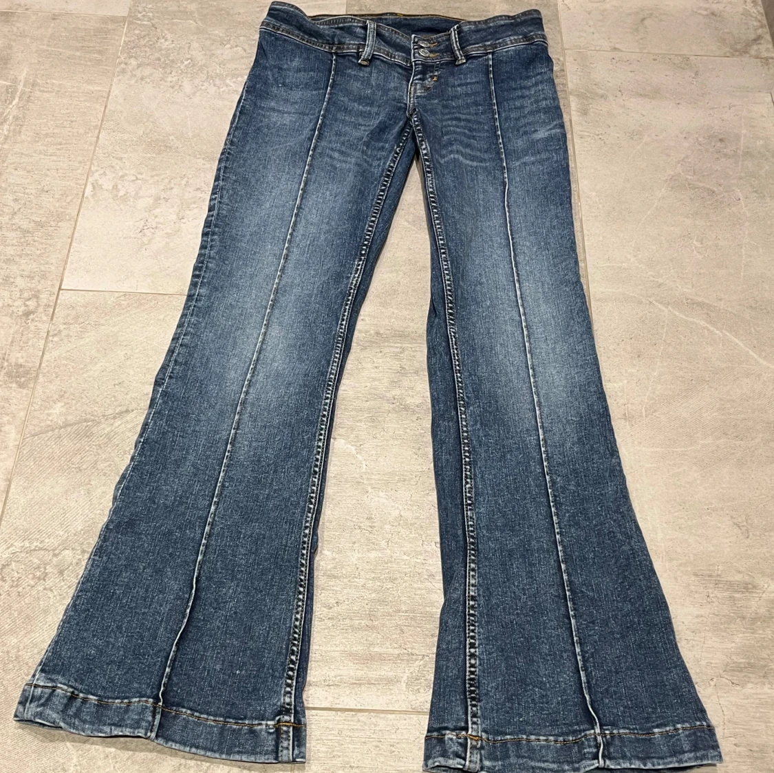 Lådmidjade Bootcut jeans - 1