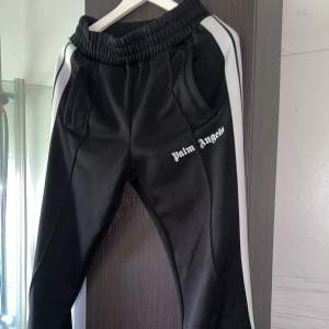 Palm Angels Trackpants, Storlek Small. Bra skick 8/10   1600kr