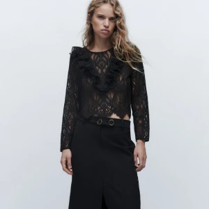 spets blus/topp - aldrig hittat bra tillfälle att använda 