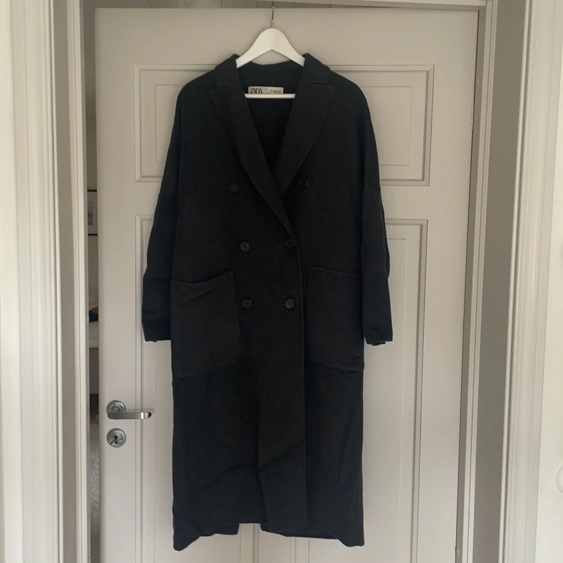 Grå/svart kappa - 90