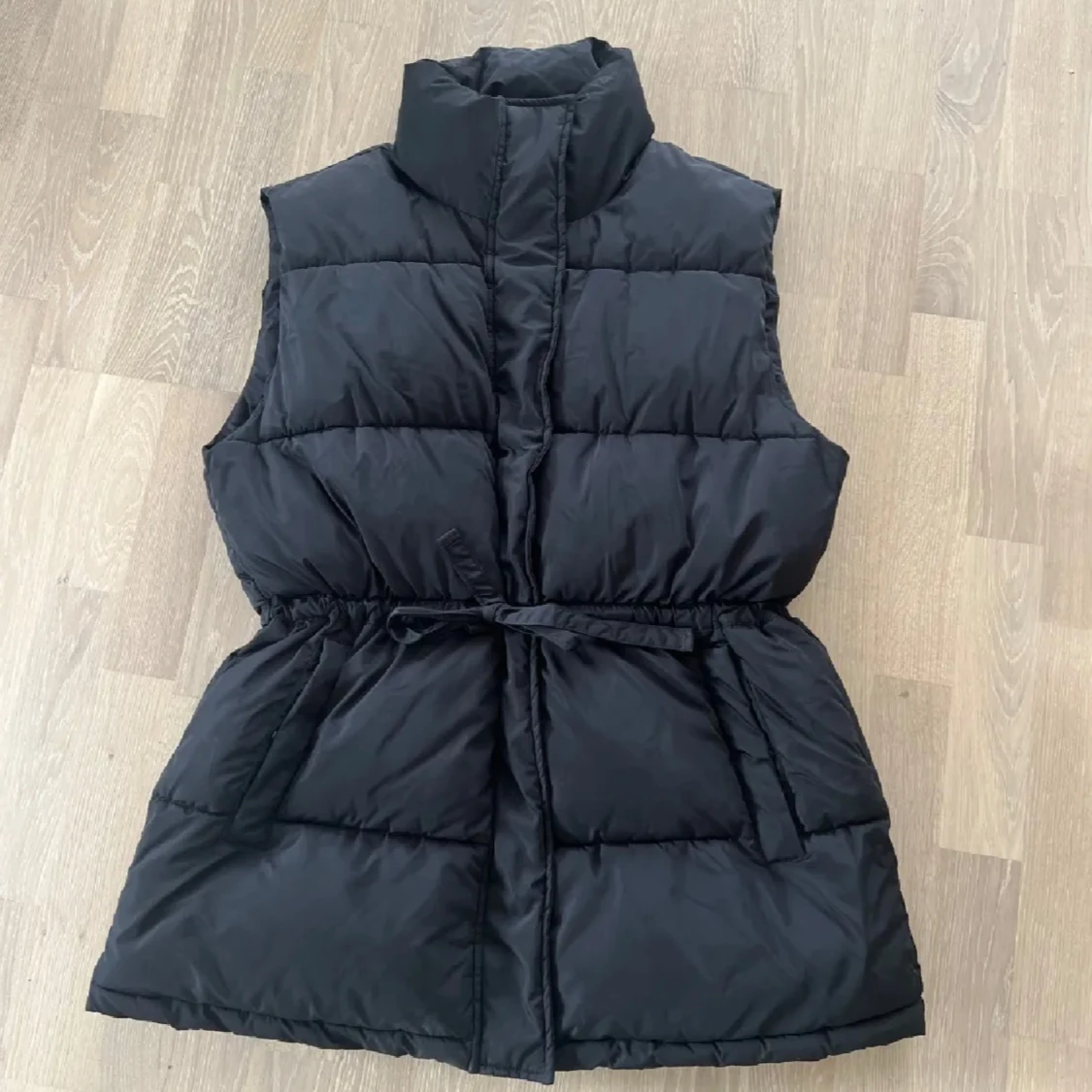 Dunväst XS svart - 92