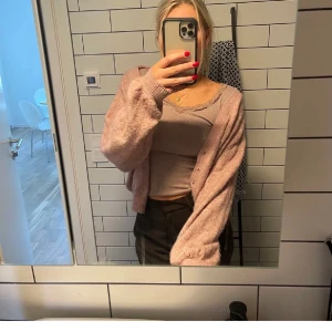 Kofta  - Mysig kofta perfekt till hösten!