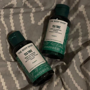Hudvård - The body shop Tea tree skin clearing facial wash och toner❤️ Endast testat tonern 1gång  men tvätten är oanvänd❤️Säljer då jag vet att den inte passar min hudtyp❤️