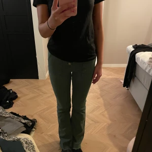 Gröna jeans - Gröna jeans från zara
