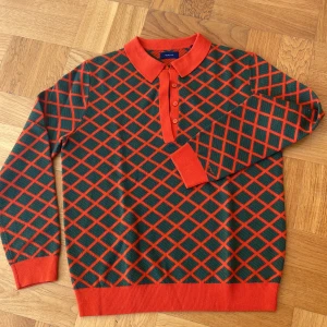 Gant tröja - Storlek M, 100% merinoull, grön och orange, som ny