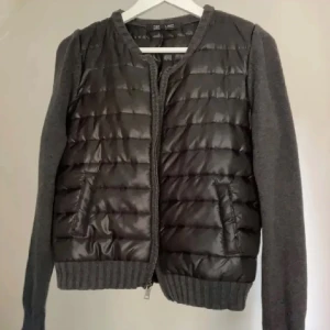 cardigan/jacka - jätte fin grå cardigan!💕 (pris är diskuterbart)