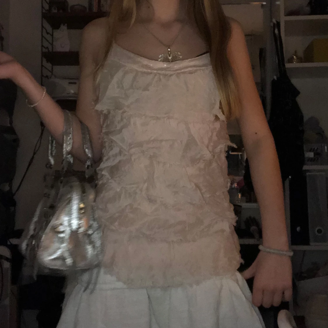 Rosa linne med volanger