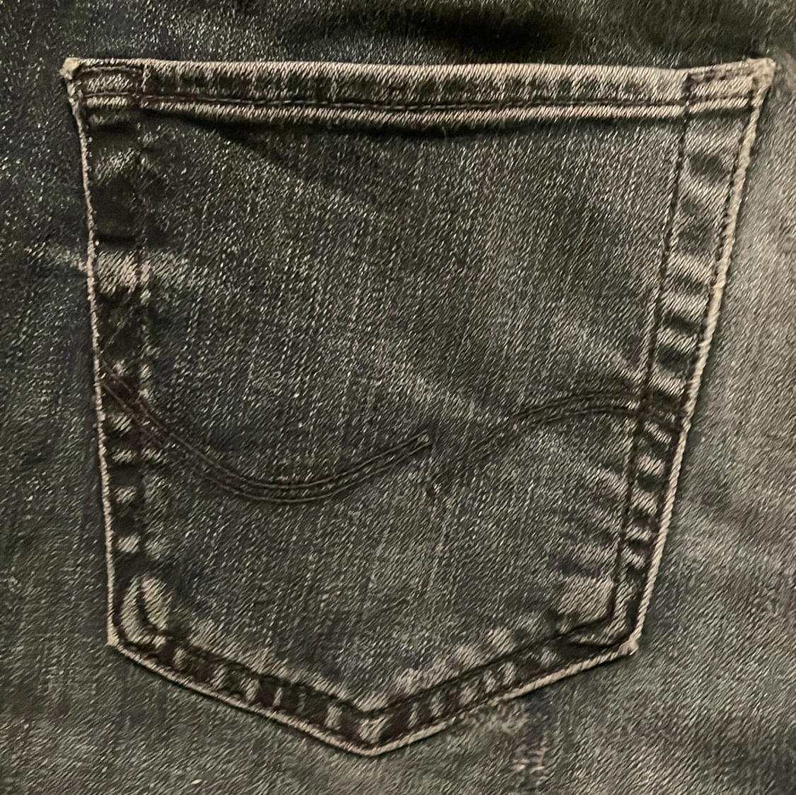 Mörkblå jeans från Jack & Jones - 4