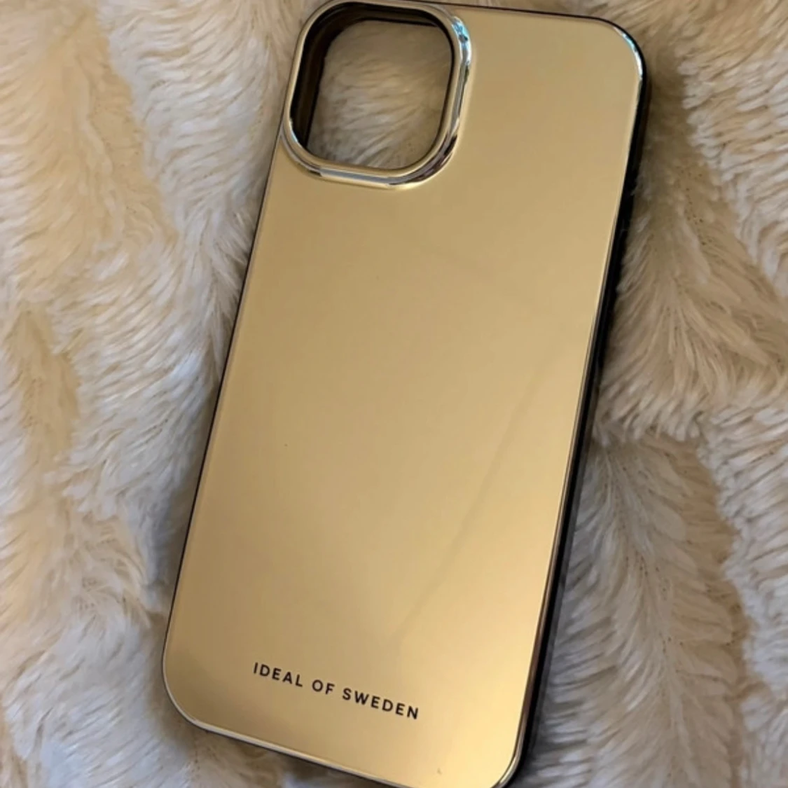 Mobilskal från Ideal of Sweden - 90