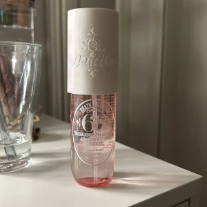 Helt oanvänd sol de Janeiro 68 - Helt oanvänd sol de janerio body mist i 68 🥰