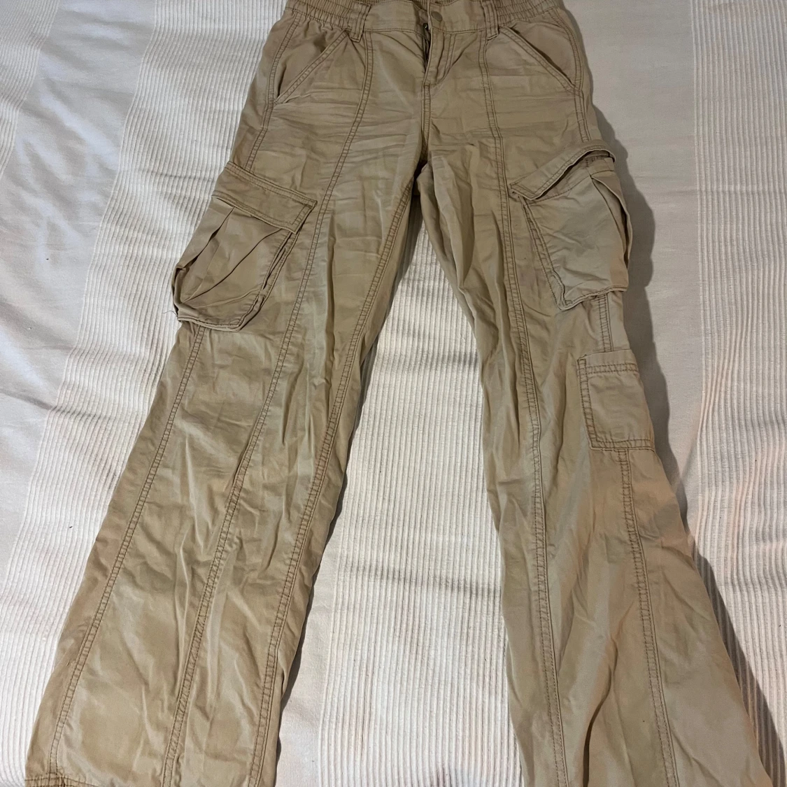 Beige cargobyxor - 91