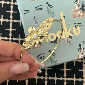 IOAKU la fleur bracelet - Helt nytt IOAKU bracelet som är helt slutsålt! Orginalpris är 599 💞