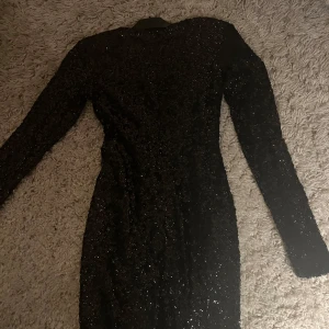 Nyårs klänning från NA-KD - Perfekt klänning inför Nyår! Aldrig använd💗