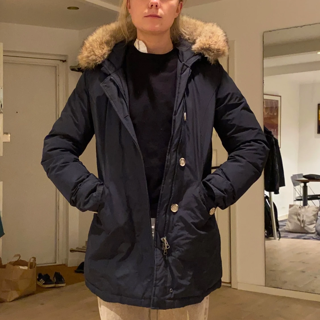 Woolrich jacka - mörkblå, med päls