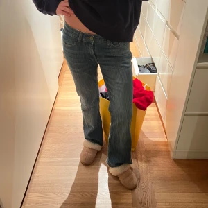 Brandy Melville jeans  - Super snygga brandy jeans. Är i jätte bra skick. 🩷🩷