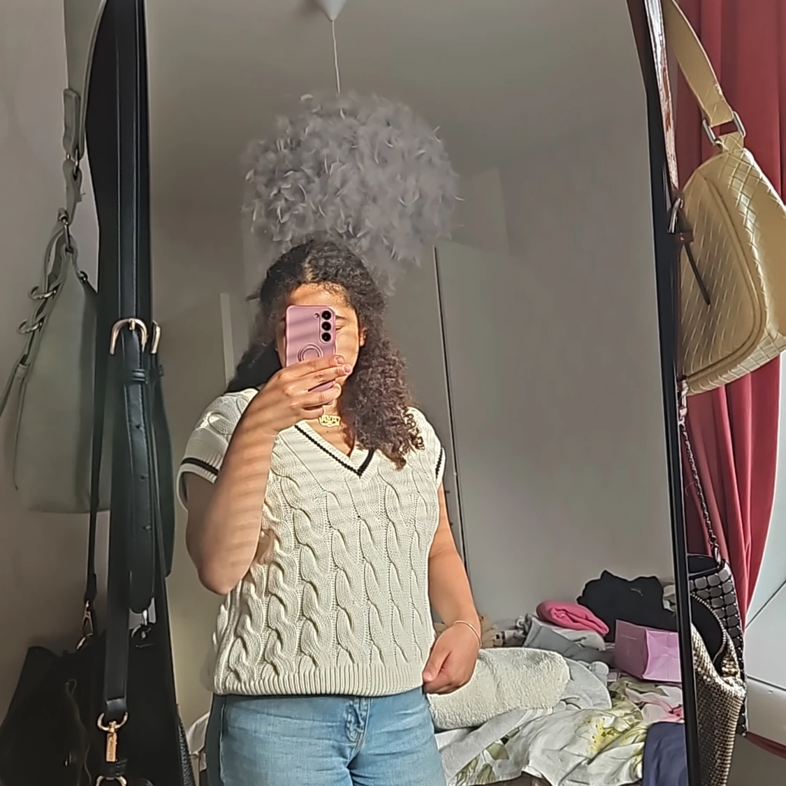 Jättefin väst från ginatricot, säljs pga används inte längre. Endast använd 2 gg (nyskick) - 90