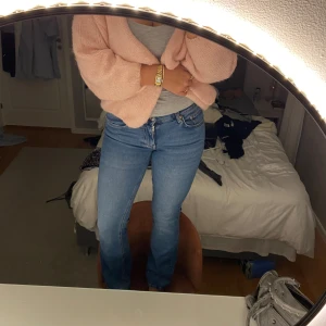 Ginatricot jeans - Säljer mina ginatricot jeans som int ekonomer till användning 🥰