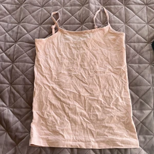 Linnen - Tre linnen storlek 158-164 på alla 12kr styck