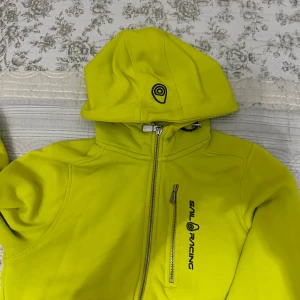 sail racing hoodie  - sail racing hoodie storlek 150