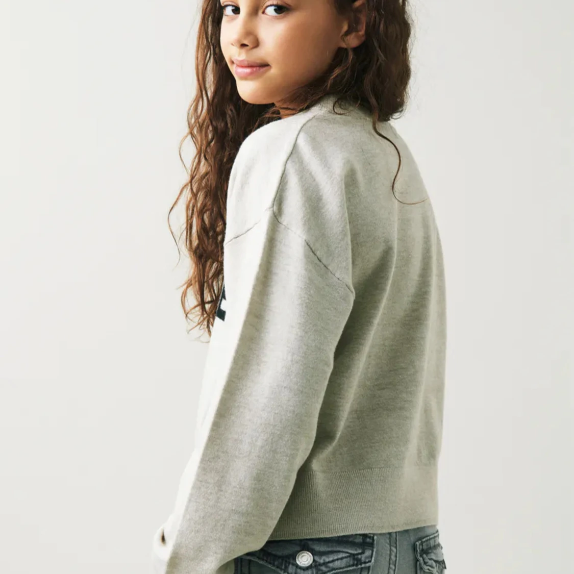 Beige tröja med texten 'JE T'AIME' - 90