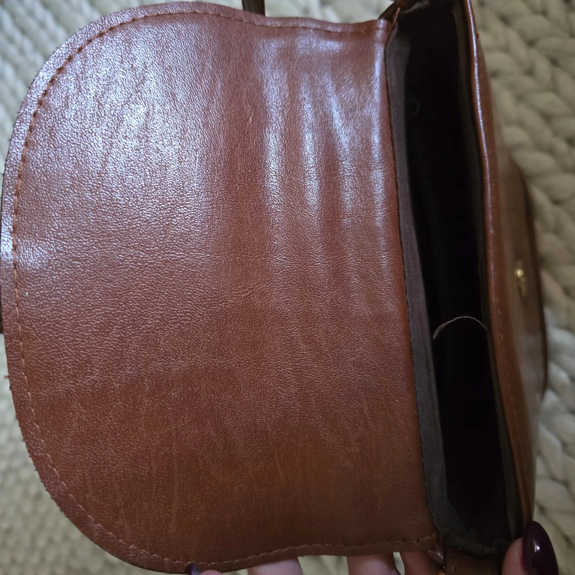 Brun väska  - 92