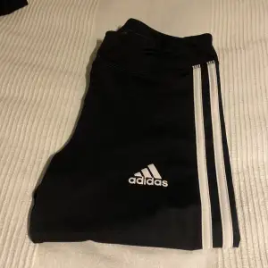 Träningstajts från Adidas