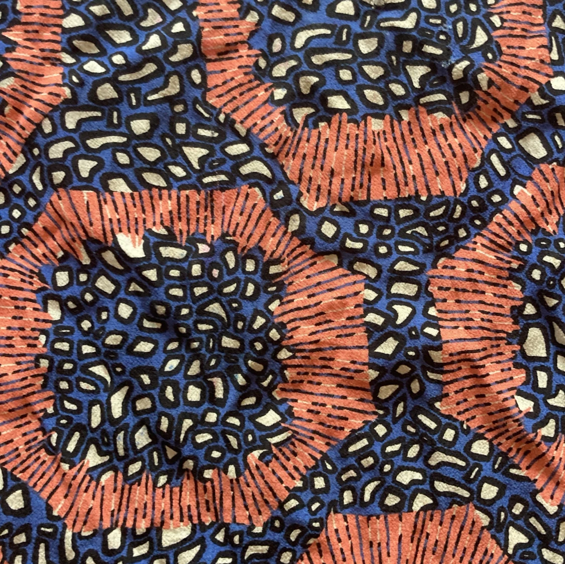 Blus med mönster - 90