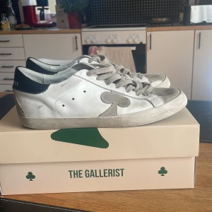 The gallerist skor - Säljer nu dessa skor då dom är för stora. Skorna är använda sparsamt och finns inga defekter. Skick 8/10.  Hör av er vid funderingar